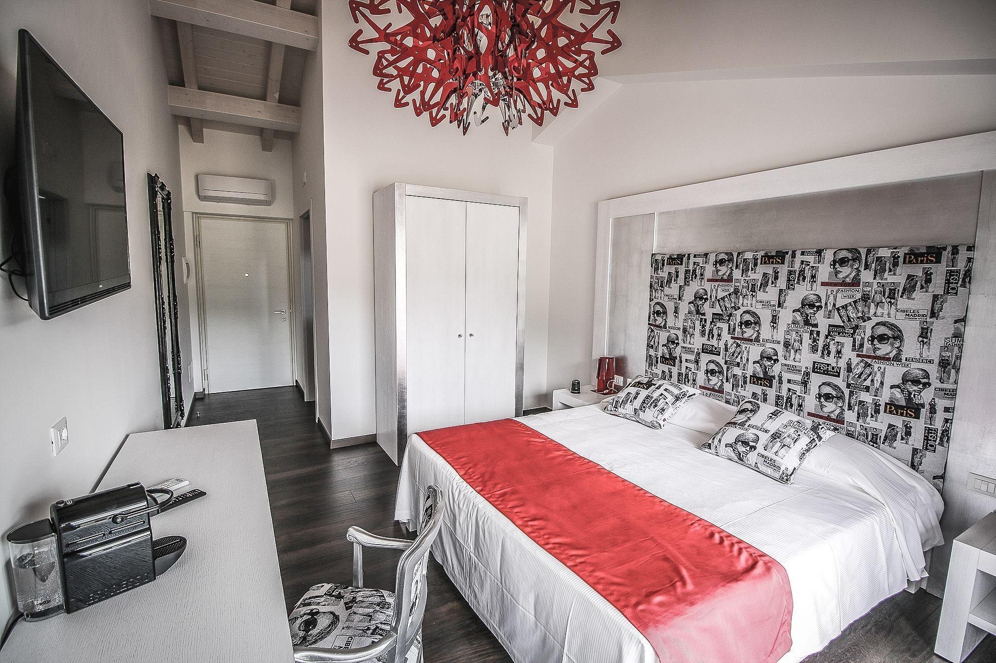 Hotel La Compagnia Del Viaggiatore LʼAquila Eksteriør bilde